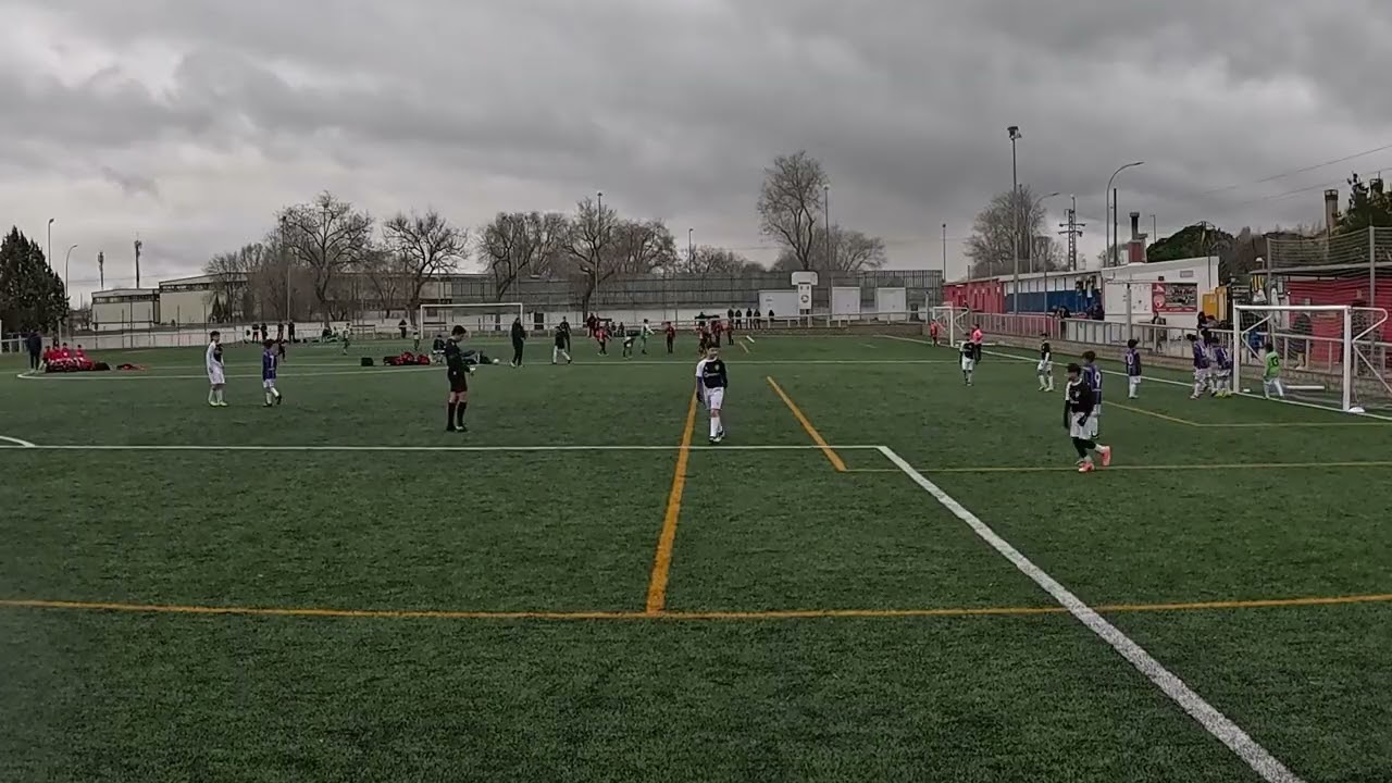 Alameda de Osuna E.F. D vs Alameda de Osuna E.F.(Alevín B)1-17