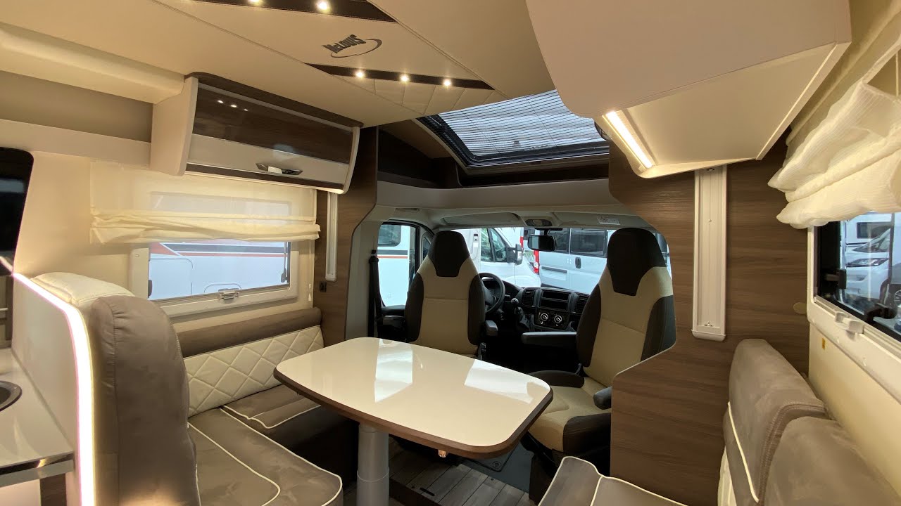 Semintegrale McLouis Mc4 860 sotto i 7 Metri | 5 Posti Letto