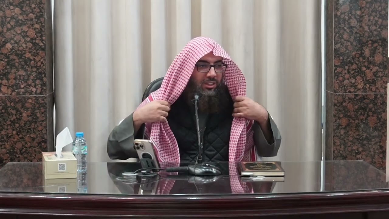 اكتناز الذهب والفضة، والغفلة عن الجنة