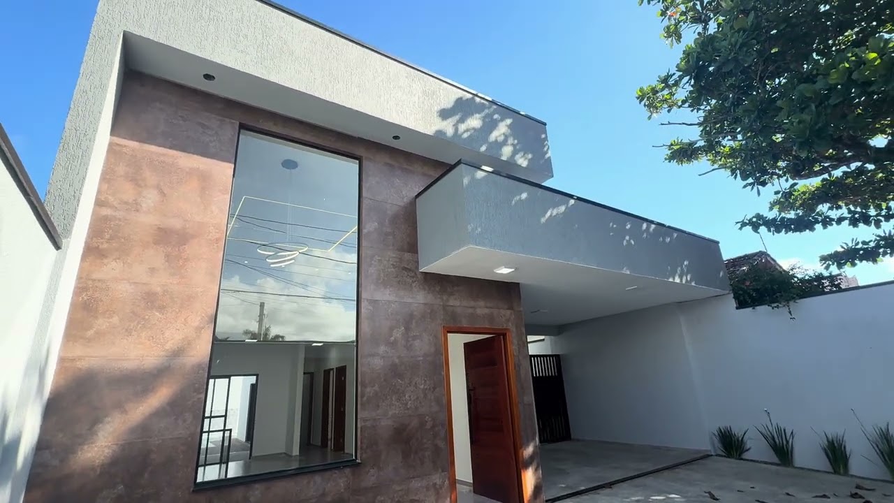 MARAVILHOSA CASA ISOLADA APENAS 100 METROS DO MAR, 03 DORM, PISCINA PARA VENDA EM ITANHAÉM!!