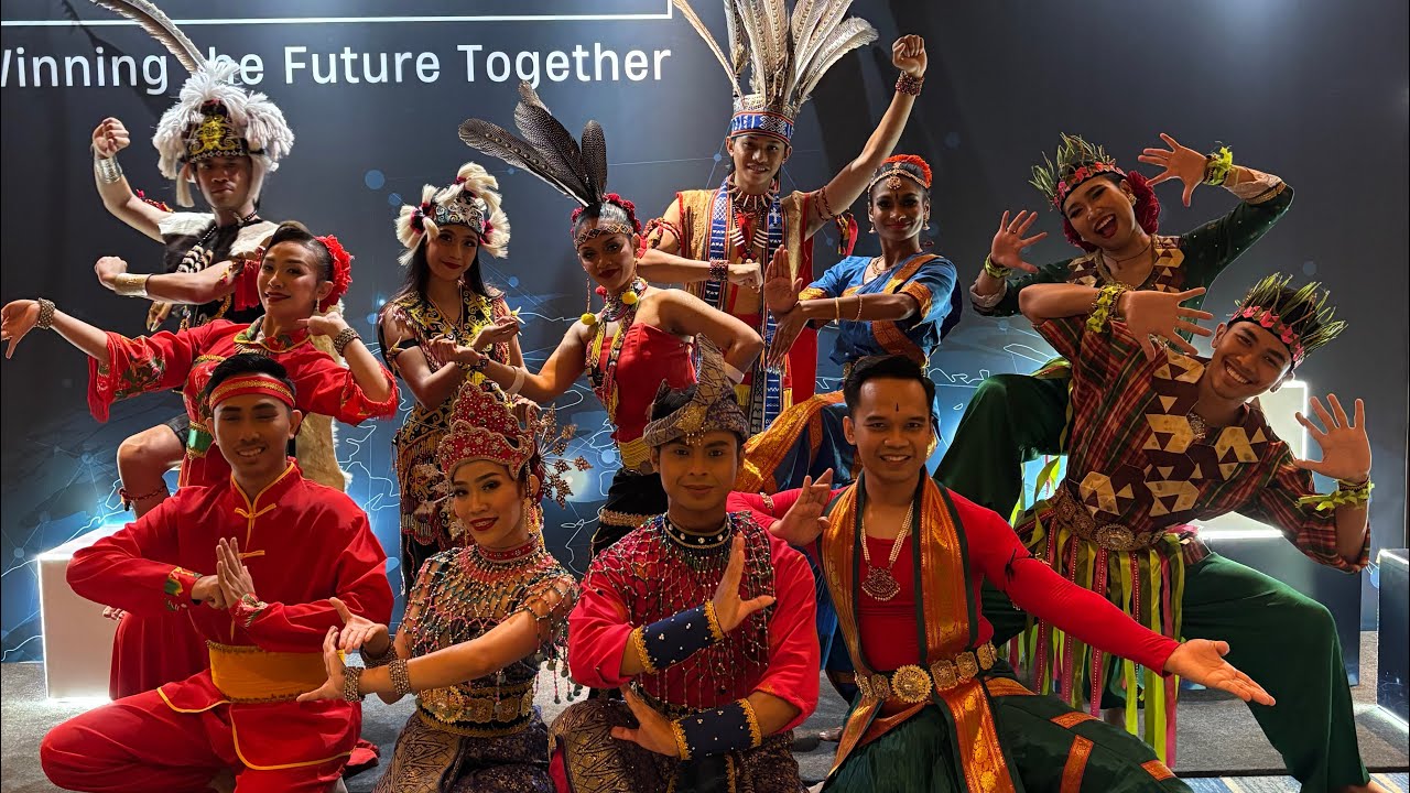 Colours of Malaysia (Multicultural Dance) by Dansa Fusion Kuala Lumpur