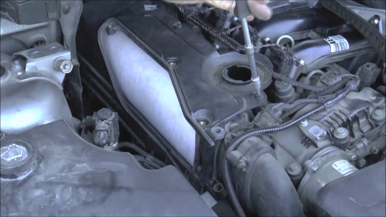 How to remove, replace the air filter on 3.0d BMW