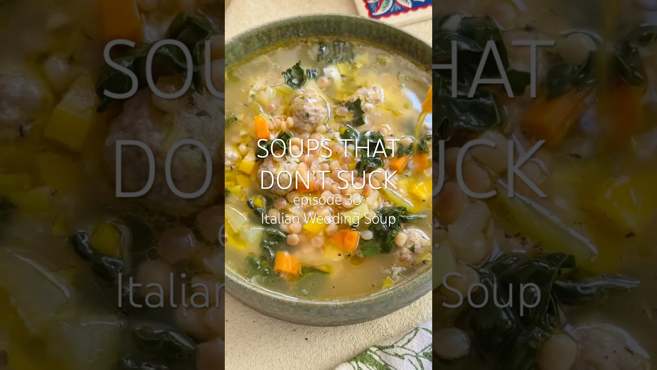EASY Italian Wedding Soup! 🥣🥬 #soupsthatdontsuck #comfortfood #souprecipe #soupseason