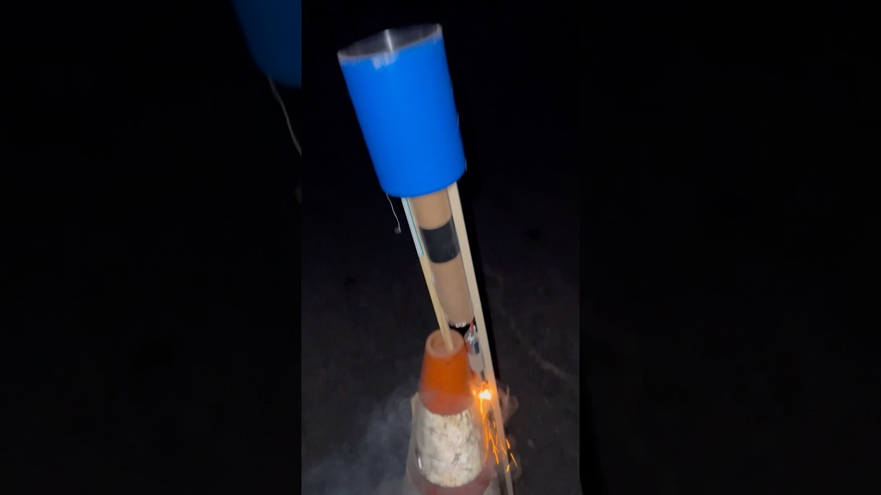 3 Stage Nuclear Rocket 🚀💥 (BLUE TOP) #fireworks #boom #fyp #pyro #shortsvideo #shorts #shortsfeed