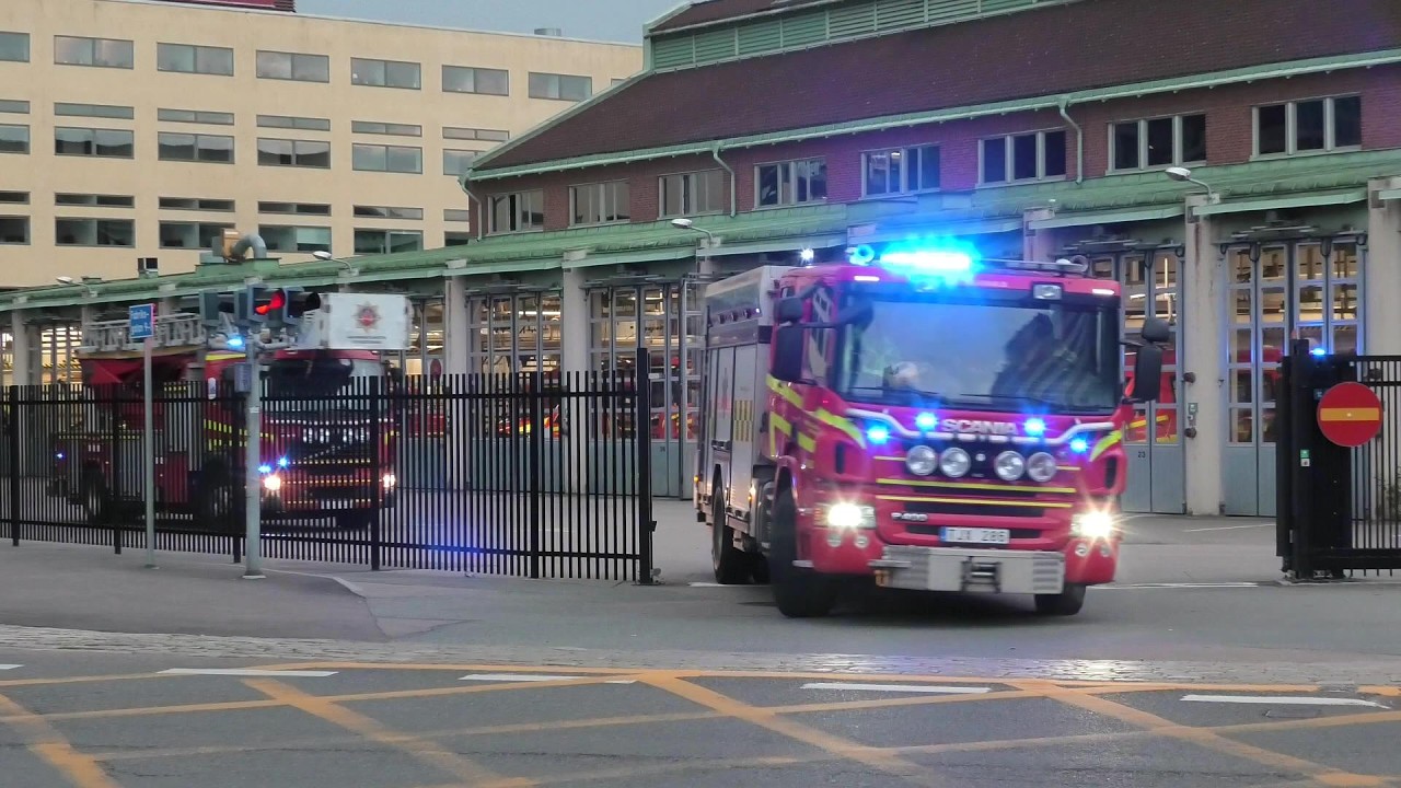ST.GÅRDA (6210+2730) LÄGENHETSBRAND räddningstjänsten storgöteborg brandbil i utryckning