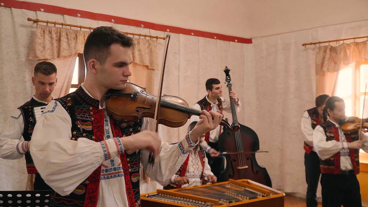 Ľudová hudba Čardáš - Ozveny Šariša - Idze vierbunk idze