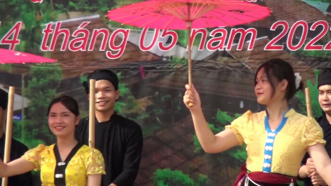 Giao lưu văn hóa Thái
