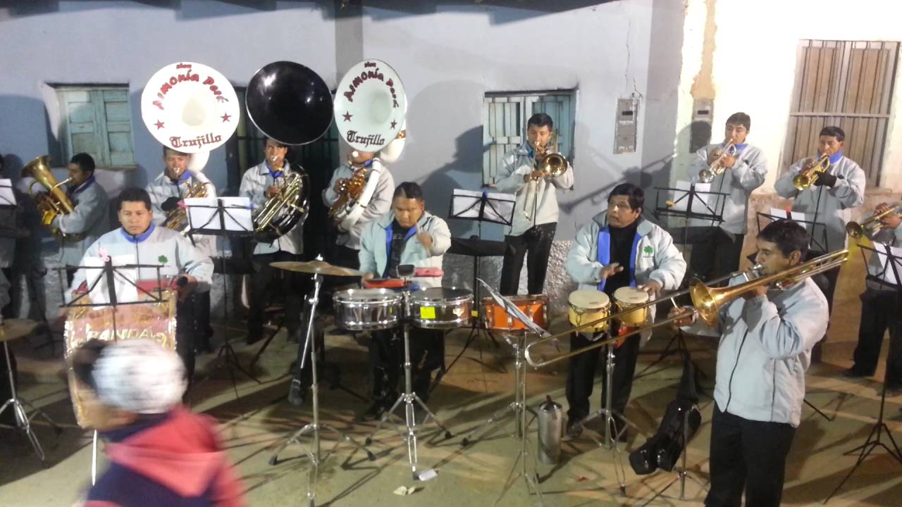 Dos Morenas Banda Armonia Perú de trujillo