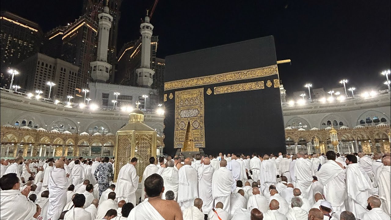 ما أجمل صوت أذان الفجر بالكعبة المكرمة
