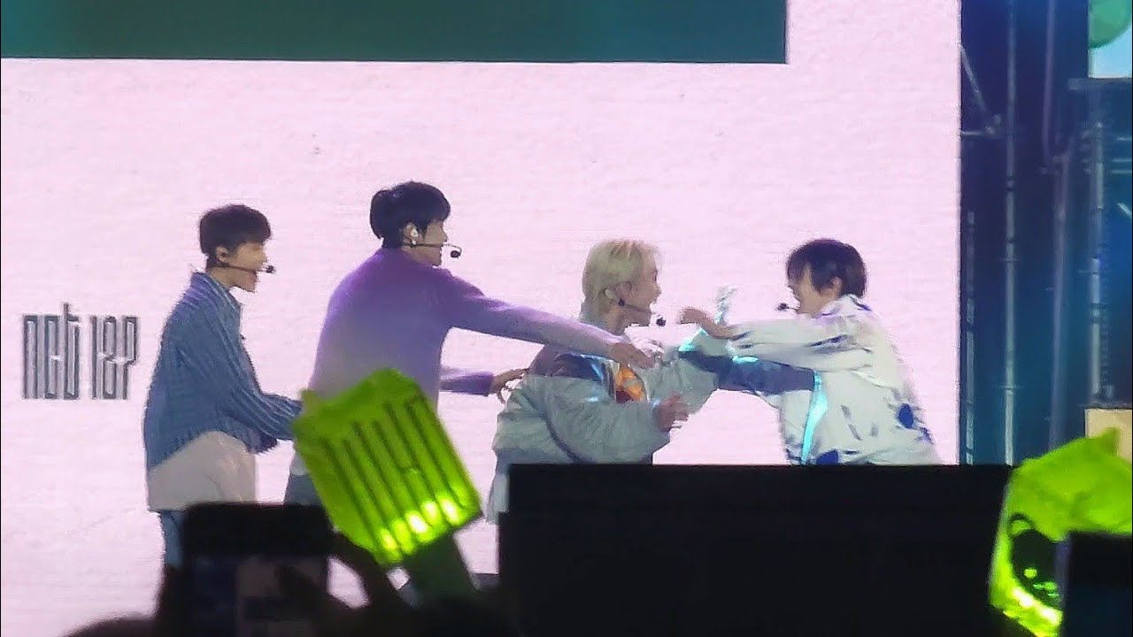 230223 NCT127 네이처리퍼블릭 팬페스티벌 '팀 나누기+노래 맞히기 게임' 마크 직캠 Fancam