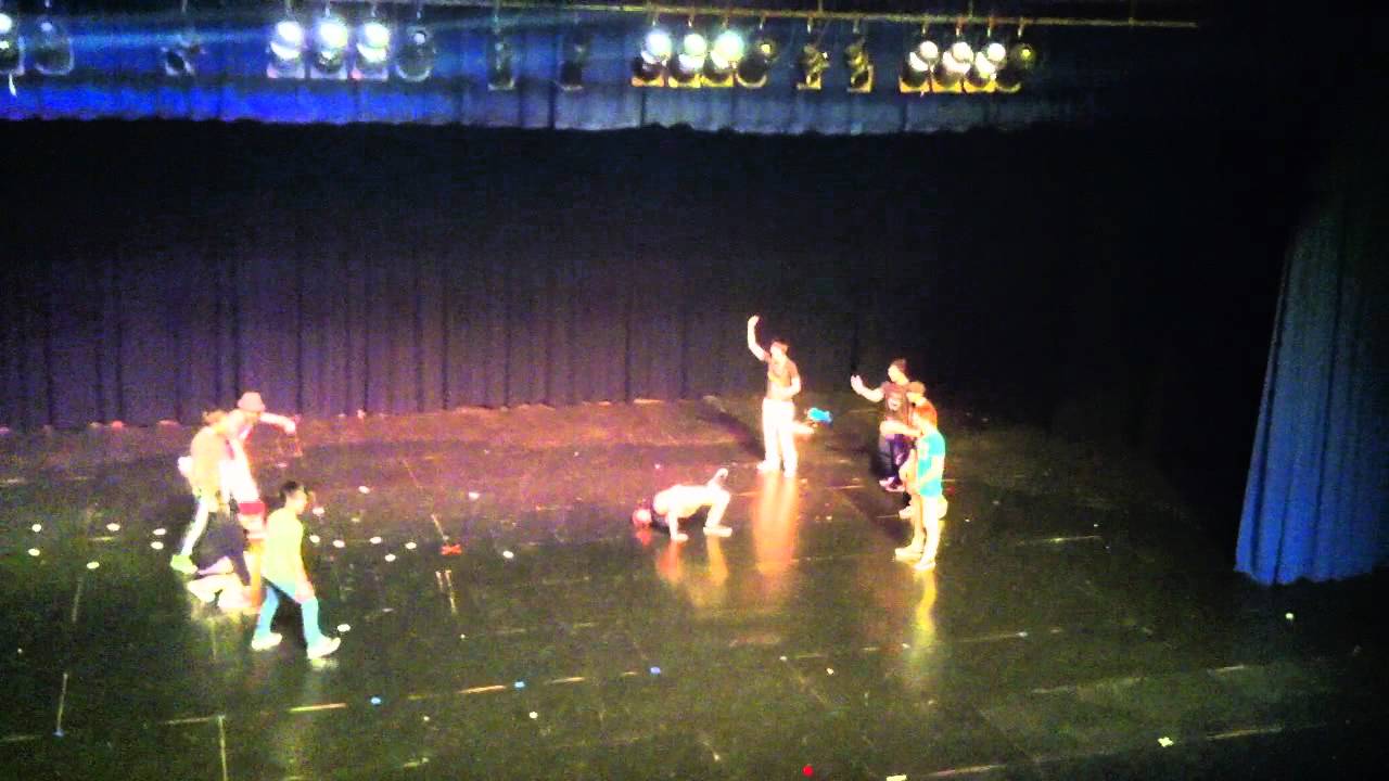 IASA Show 2012: Breakdance club
