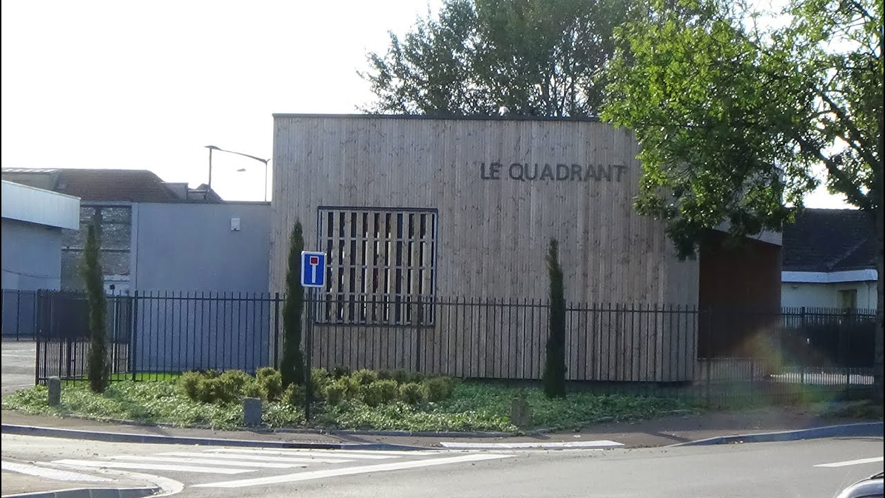 Visite virtuelle de la salle des f&ecirc;tes 