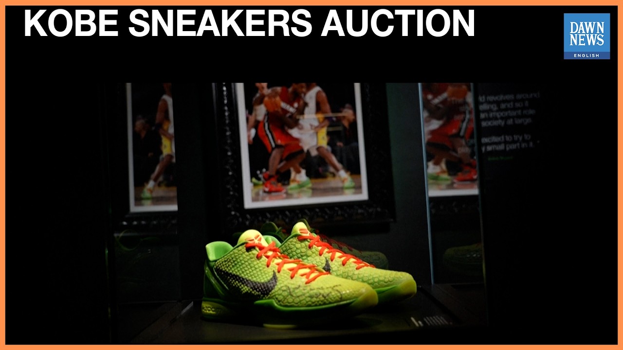 Rare Kobe Bryant &lsquo;Grinch&rsquo; Nikes Head to Auction in Beverly Hills | Dawn News English