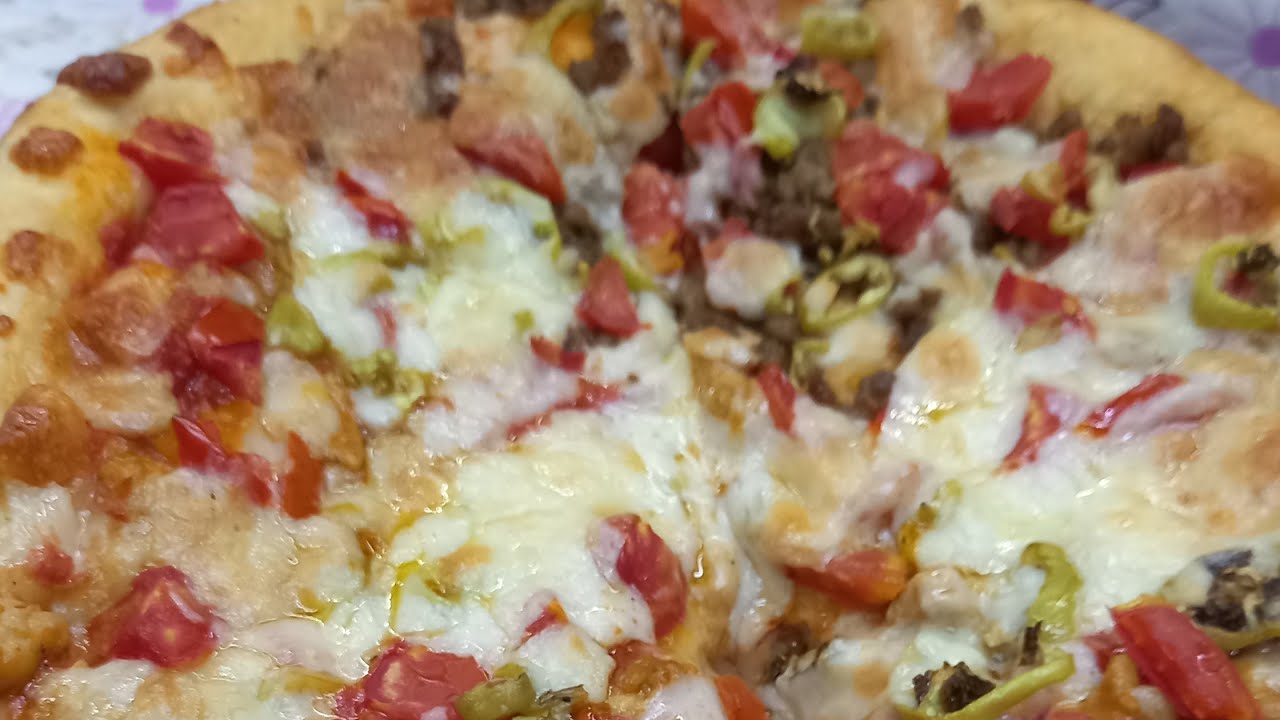 بيتزا المحلات بكل اسرارها💪هاشه وطريه بدون لبن 🍼اقتصاديه وعل قد الايد