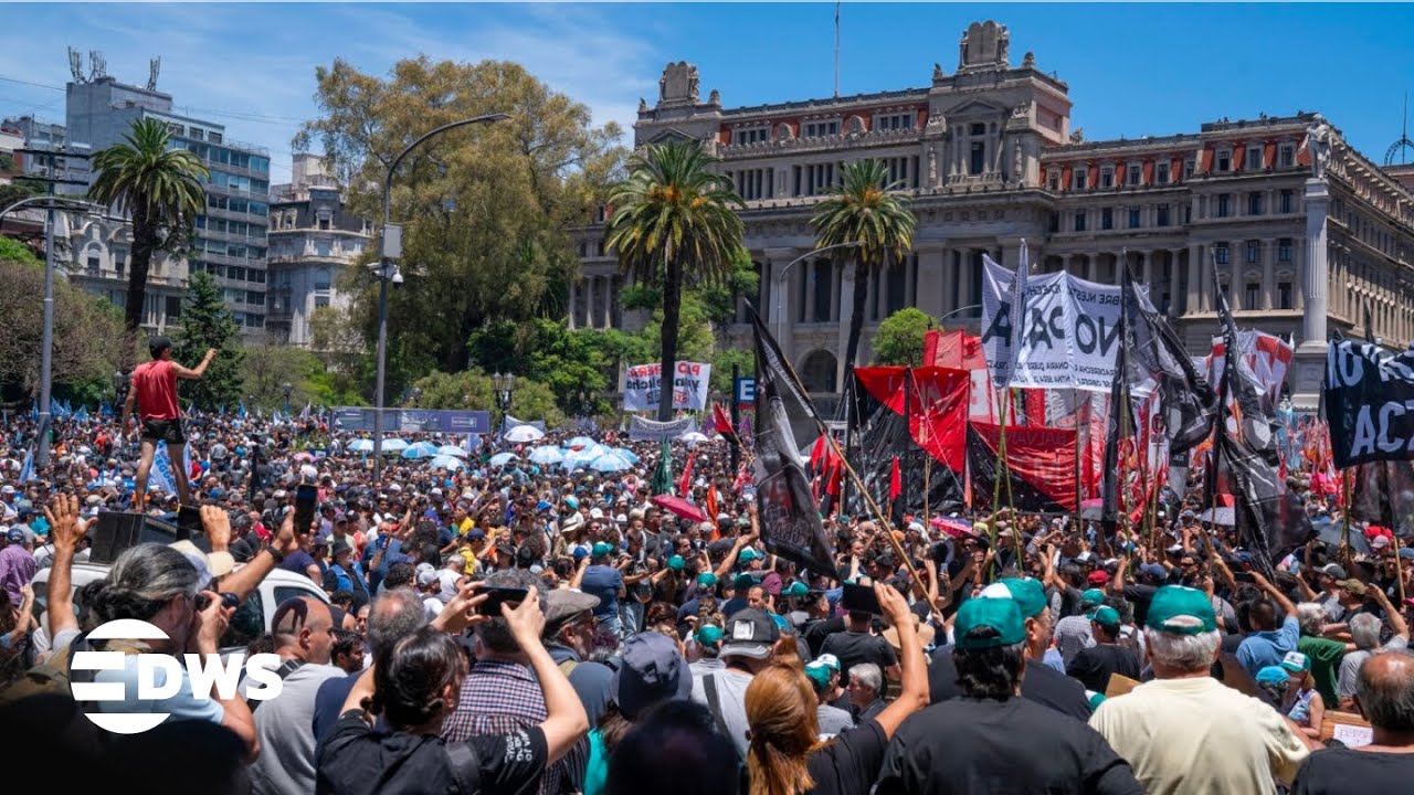 BREAKING: Argentina Workers Protest Milei&rsquo;s Labor Reform | Plaza de Mayo | AC15