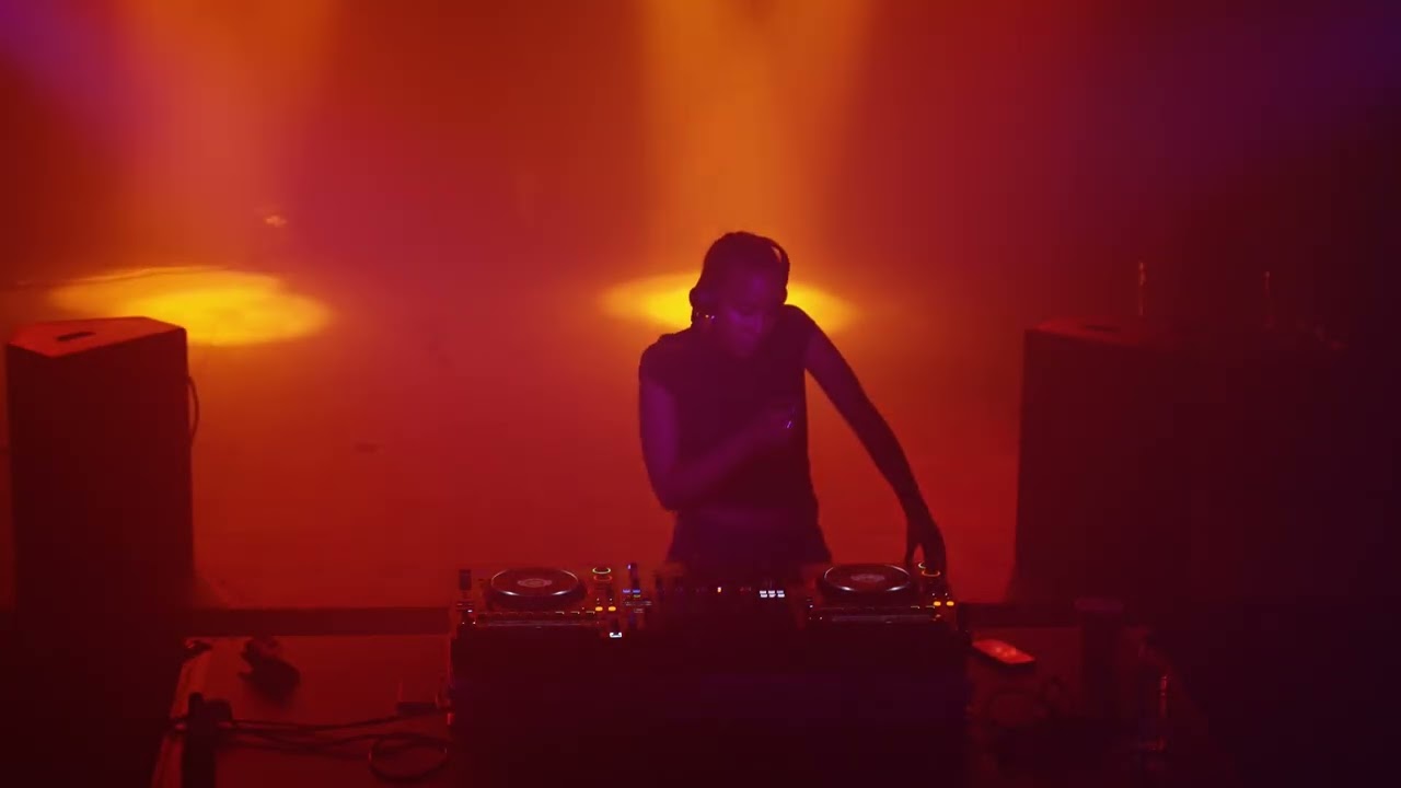 Helina live DJ set at TOLLHOUSE by better together ent.
