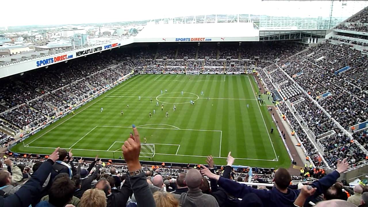 Yaya Toure 2nd Goal at Newcastle plus celebrations