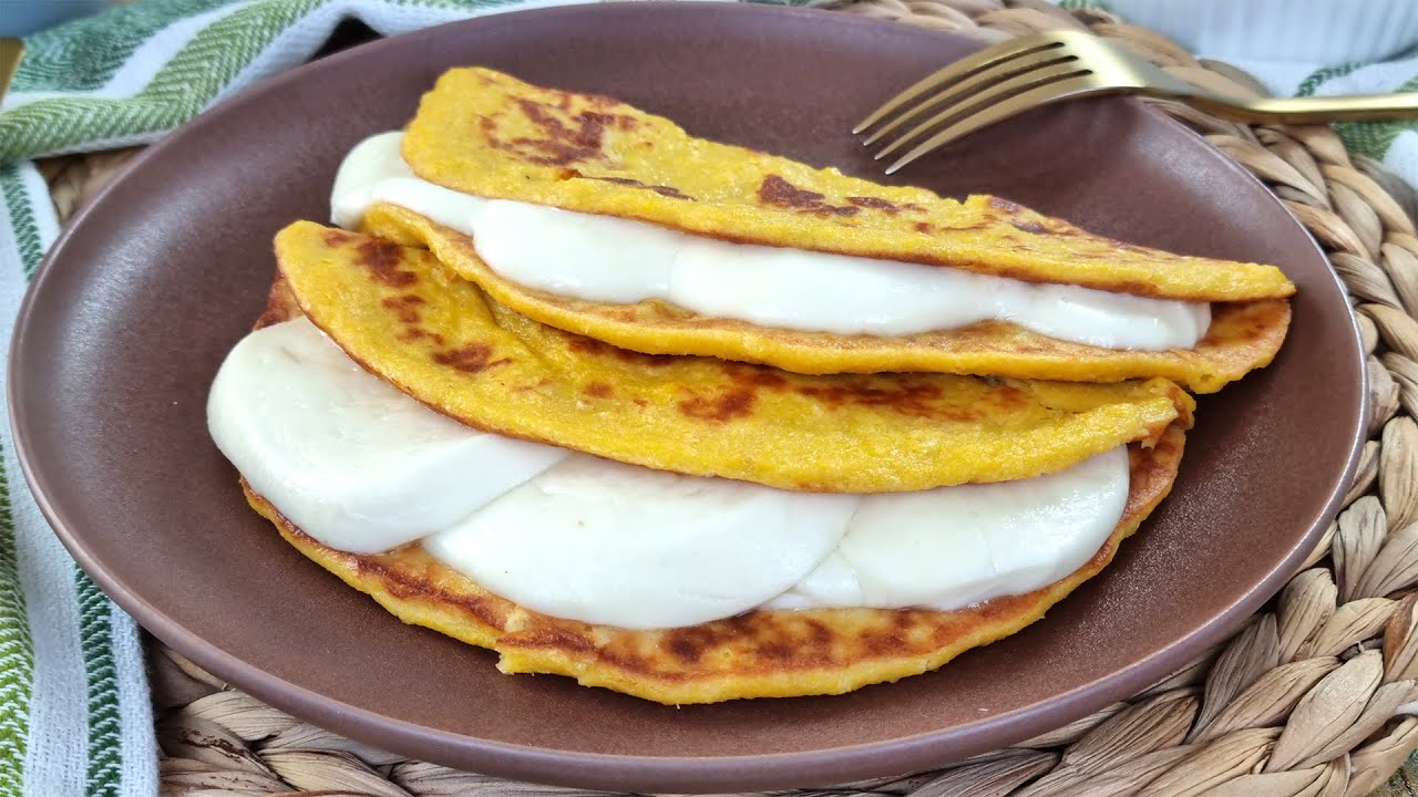 🌽🌽¡Fácil, Rápida y Deliciosa! Cachapas Venezolanas con Queso hechas de Maíz en Lata