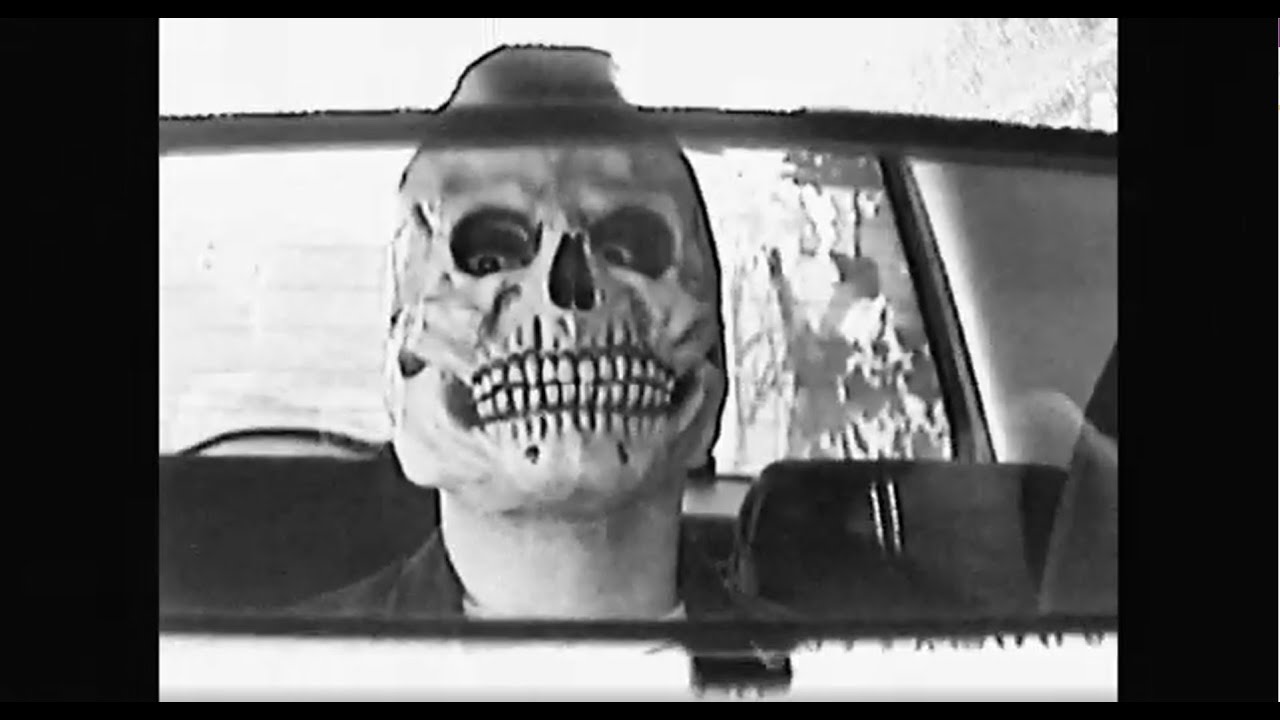 MESS - Don't look back (Video oficial)