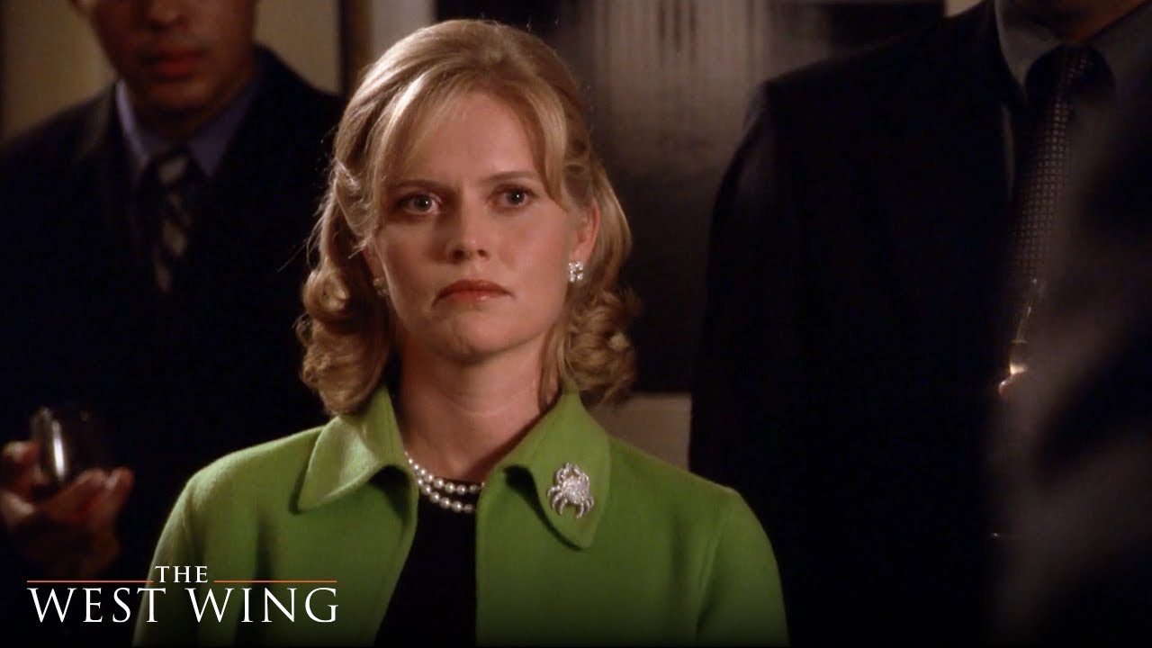 When the President Stands, Nobody Sits | The West Wing