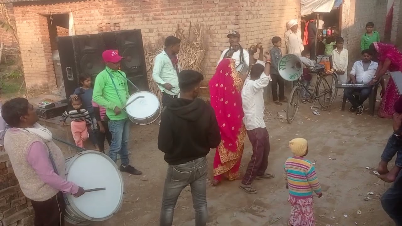 राजू स्टार बैड पता सोहास रोड चमन चौराहा सिद्ध नाथनगर 9918193807==9721542804