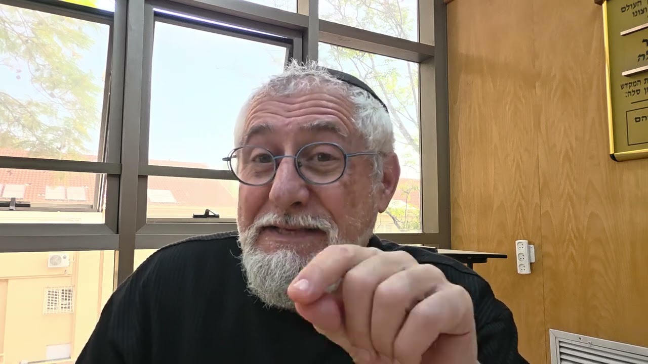 דבש אף פעם, ומלח כל פעם, בכל קורבן, ללא יוצא מהכלל, אז מה הסוד הטמון כאן?