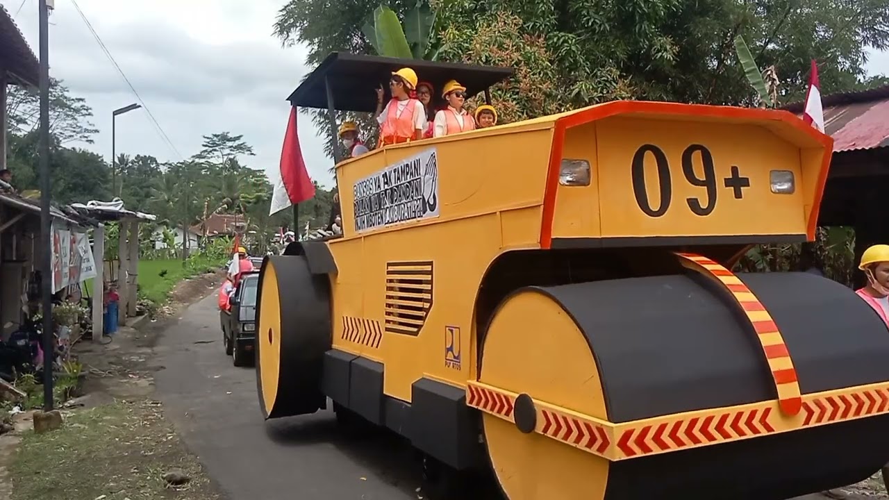 KARNAVAL MEMUKAU!  Desa Mangunrejo, Kalikajar, Wonosobo. Memeriahkan HUT RI ke-80. 