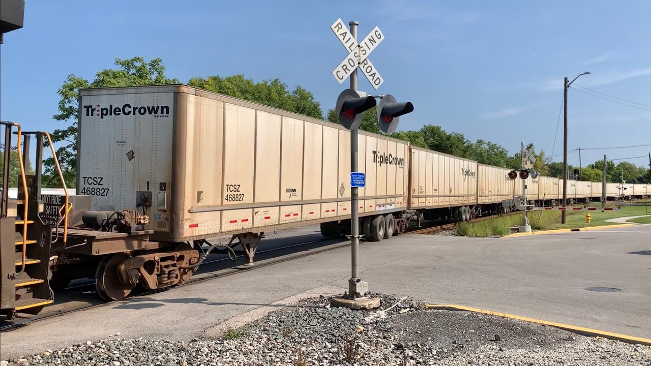 Rare Catch: One Of Final Triple Crown Road Railer Trains & On Top Of Monon High Bridge!
