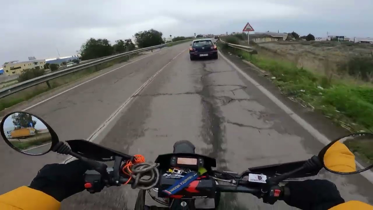Ride To School - Aprilia sx 125 2018 - Original exhaust sound - 2.7 K