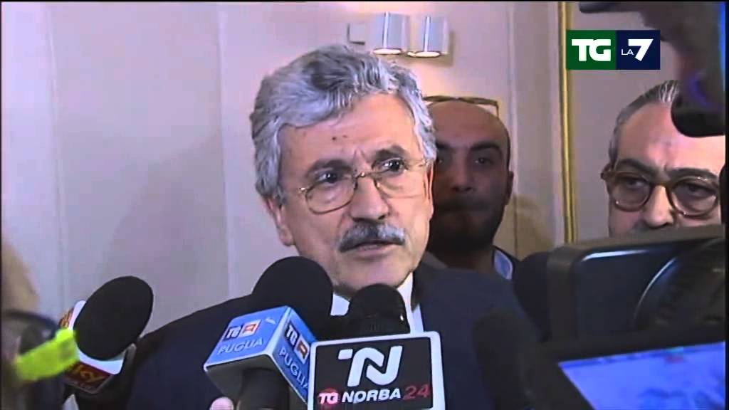 Ischia, D'Alema duro con giornalisti e magistrati