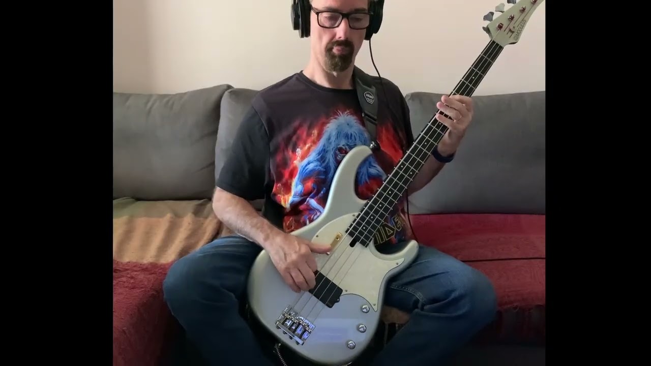Bon Jovi - Living on a Prayer Bass Cover