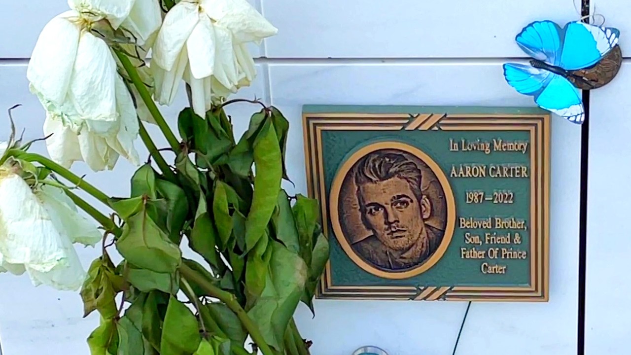Visiting the gravesite of popstar AARON CARTER