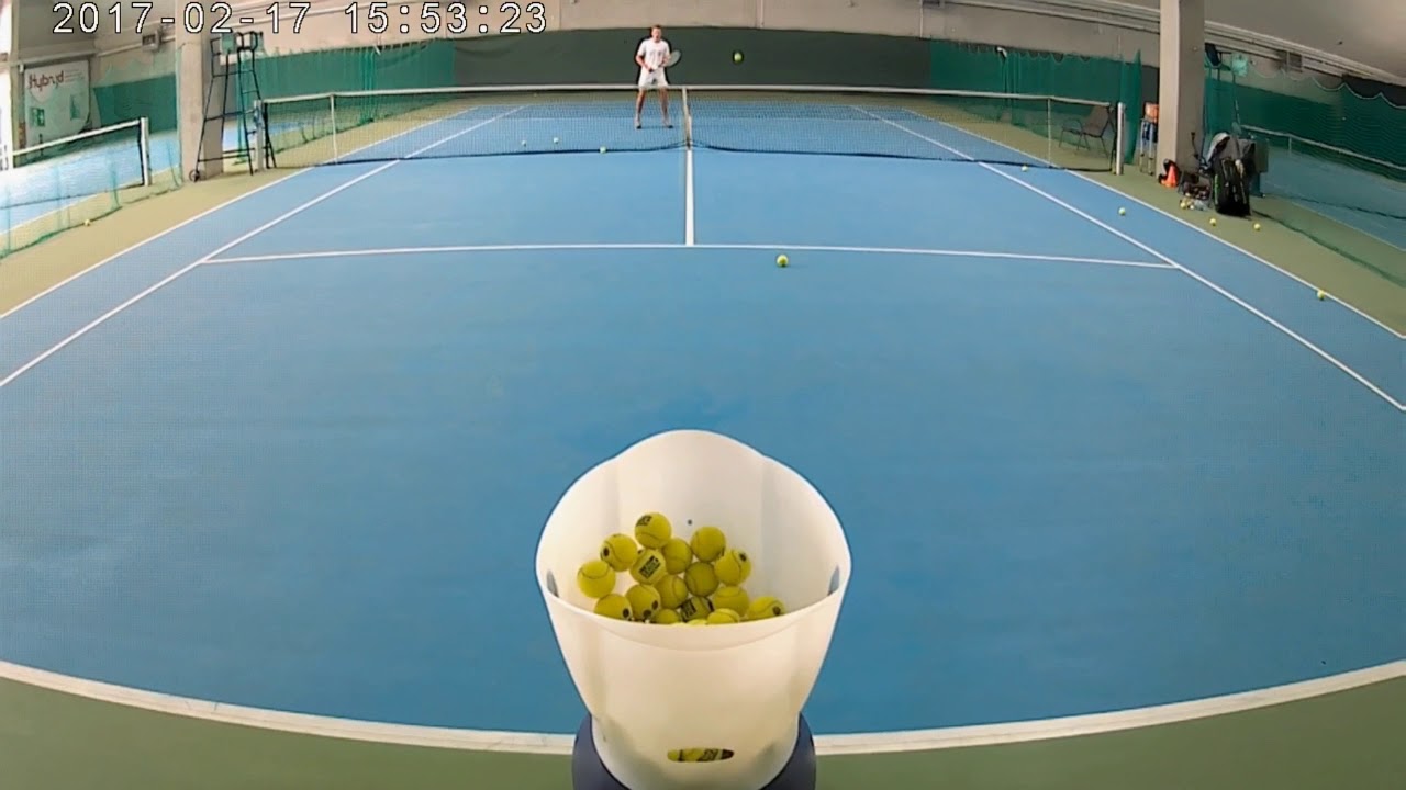 Longines 2017 Winner Martyn Pawelski Plays Spinfire Ball Machine