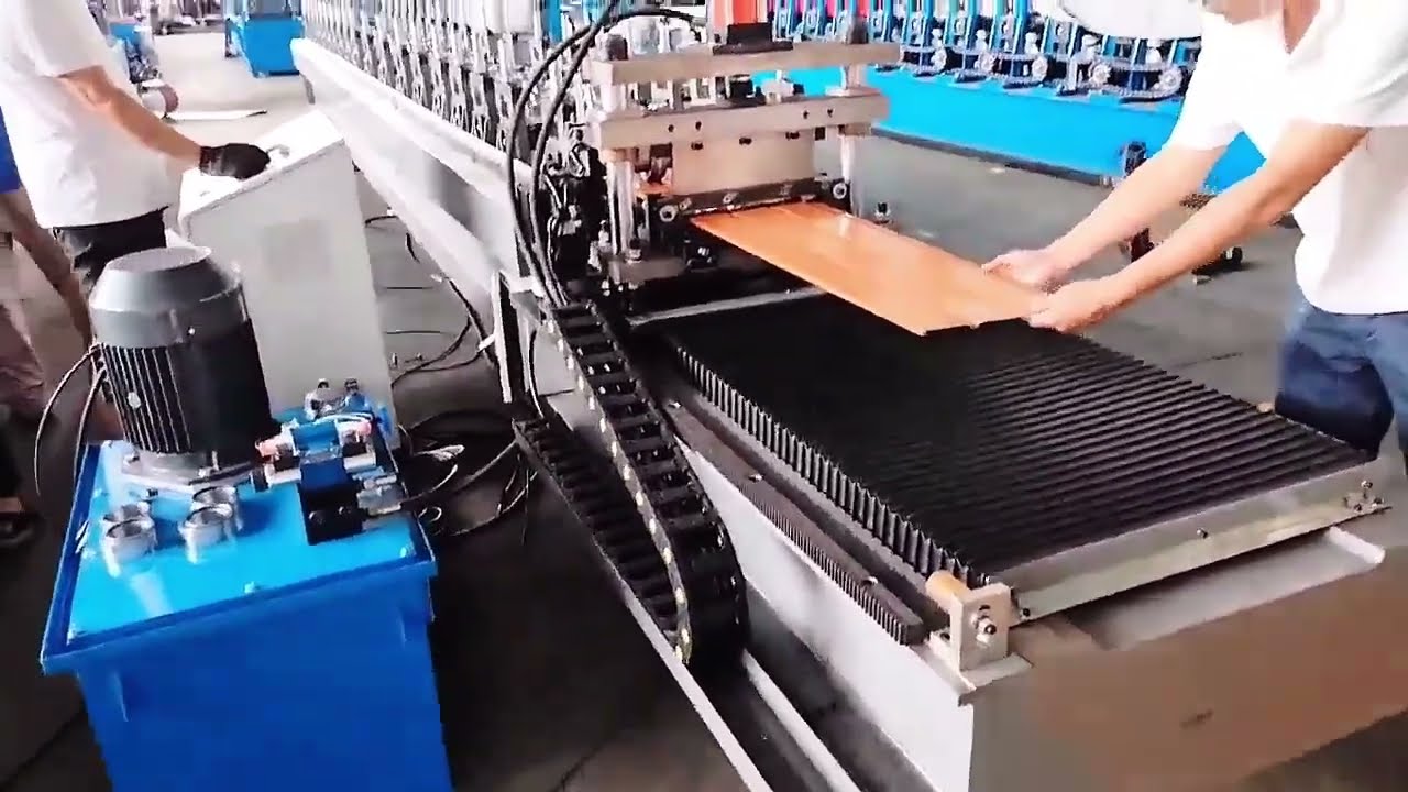 How Does the ZTRFM Aluminum Roof Sheet Soffit Making Machine with Rotary Punching Work