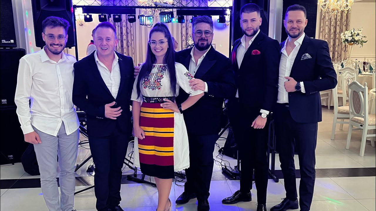 Andreea Pinte si Formația Etno- Colaj Maramureș 2024 live la nuntă