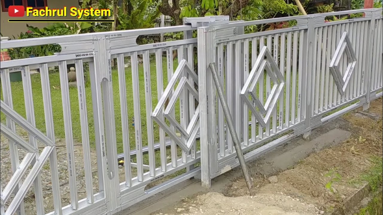 pintu geser / sliding dan pagar praktek menggunakan bahan rangka baja ringan