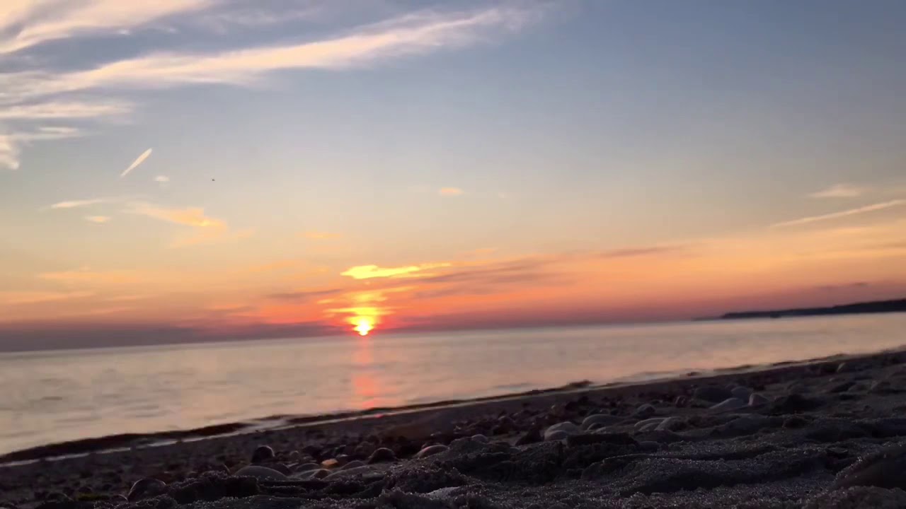 SCARY METEOR HITS EARTH