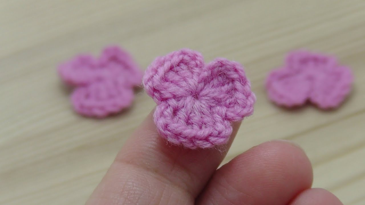 Мастер-класс вязаный крючком маленький ЦВЕТОЧЕК  Crochet flowers
