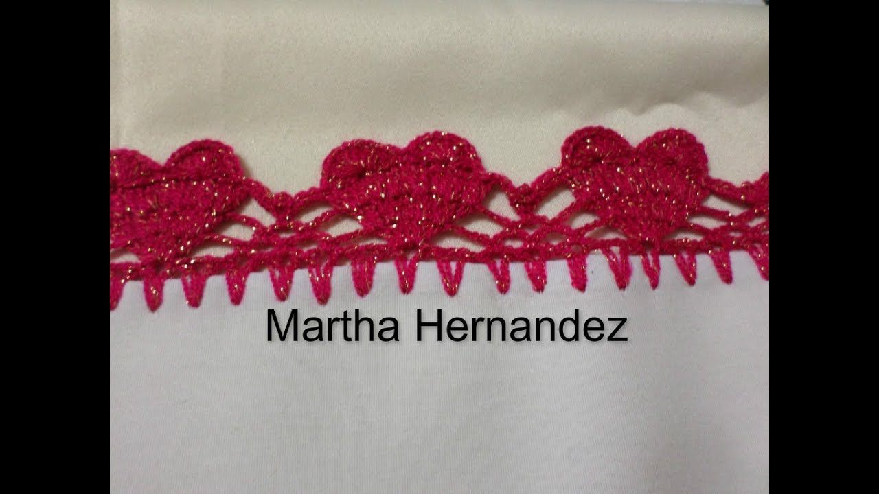 Orilla para servilletas tejida corazones