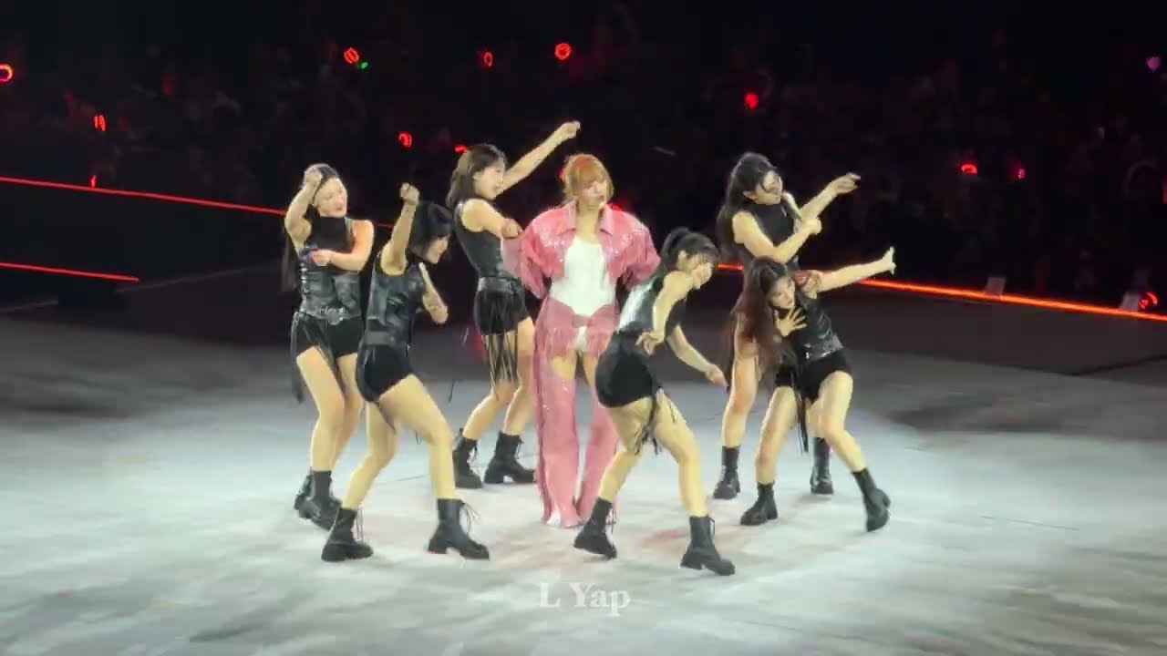 TWICE (JEONGYEON SOLO) - FIX A DRINK 4K Fancam @ ‘This Is For’ World Tour: Los Angeles Day 4