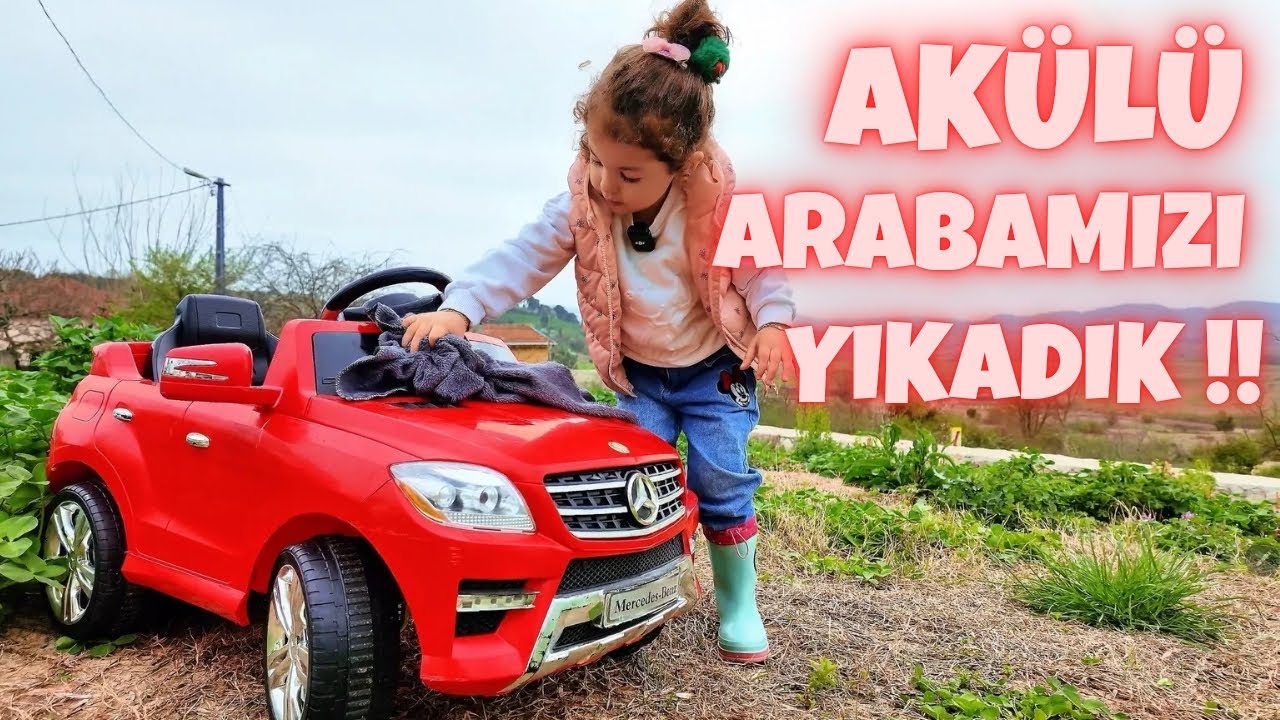 🚗 Kırmızı Akülü Araba,Lena yıkamacı oldu,oyuncak arabasını temizliyoruz.Akülü araca çocuk videosu.