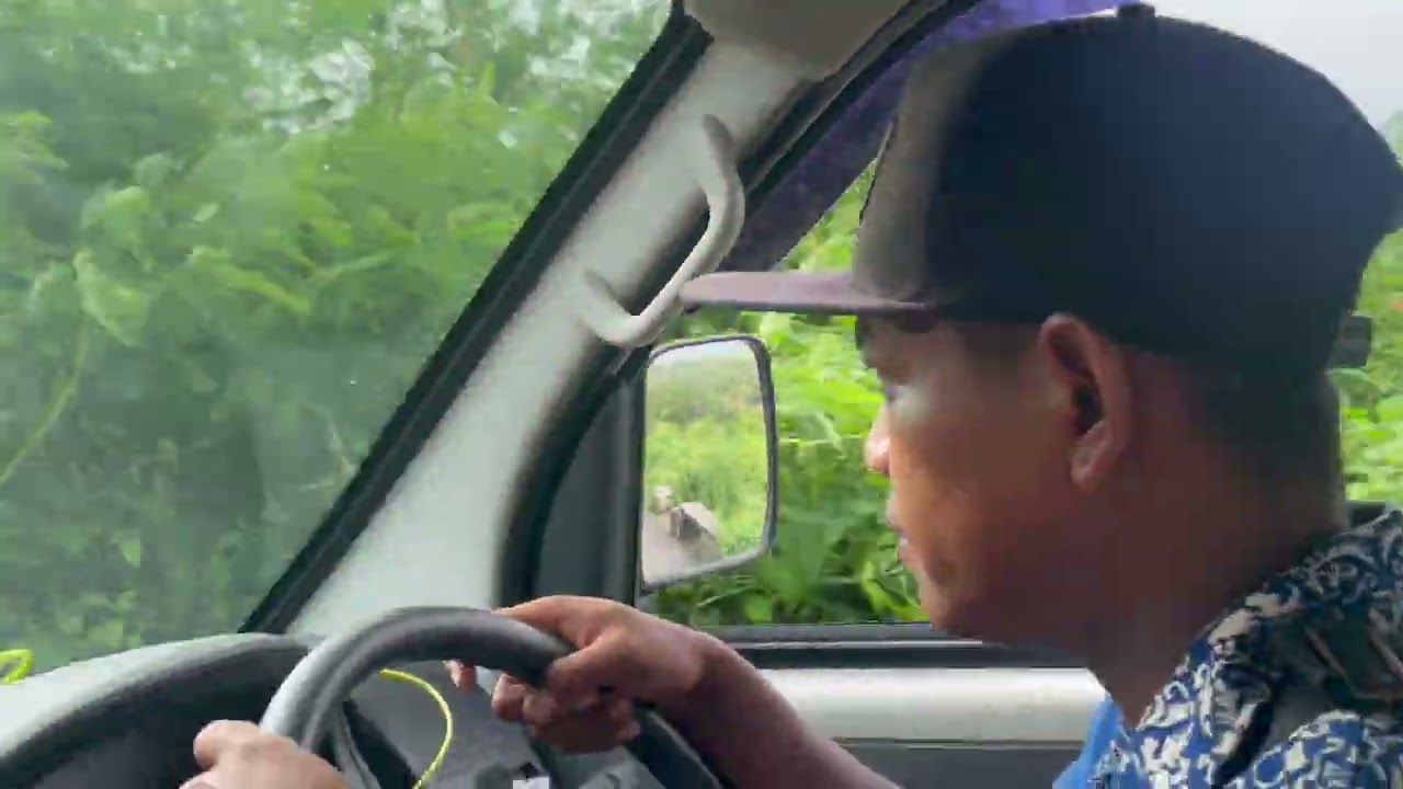 Ride from Jungutbatu to Mushroom Bay ferry on Lembongan