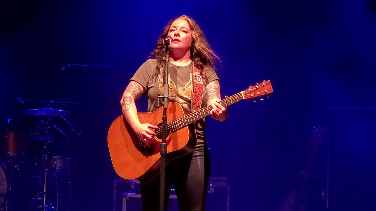 Ashley McBryde - BIBLE and a .44 - Austin, Texas
