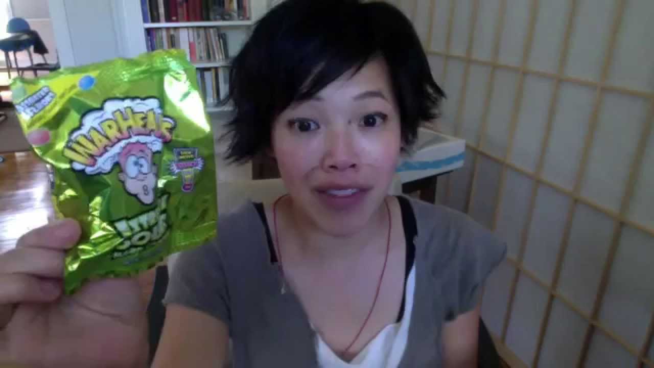 Tasting Warheads - Whatcha Eating? #183