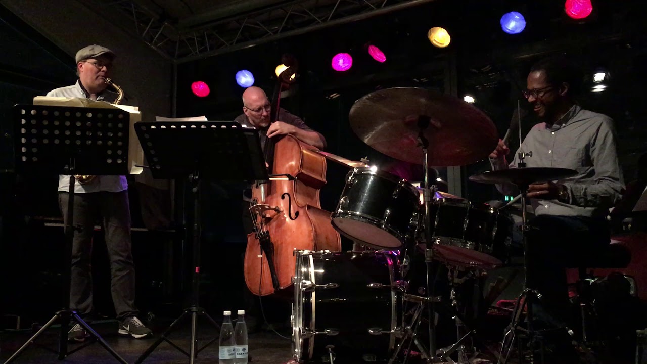 Brian Blade, Benjamin Koobel, Scott Colley. "Benjamin Koppel Collective". Tapperiet, Denmark 2017.