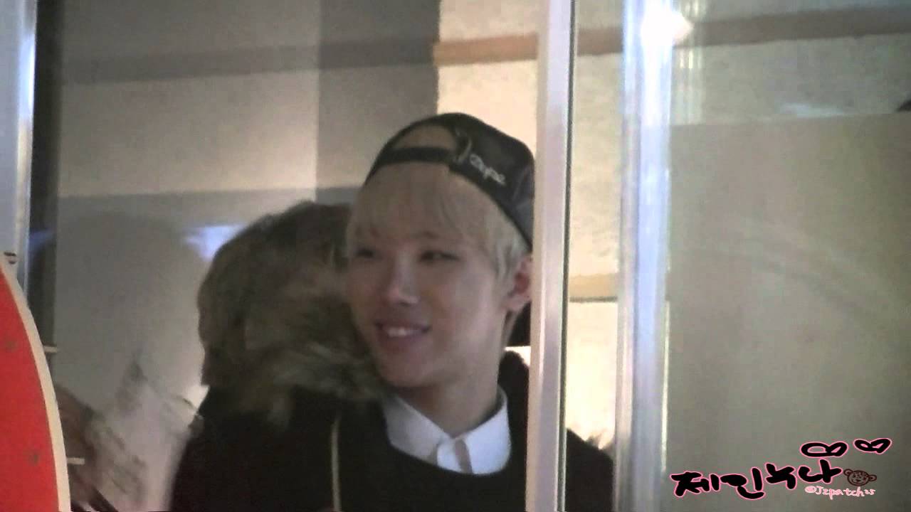 [Fancam] 131129 달콤커피 대학로점 룰렛이벤트 A-jax - 승진
