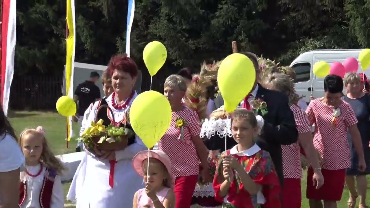 Zamość Dożynki 2016. Dożynki zamojskie. Korow&oacute;d, wieńce, Koła Gospodyń Wiejskich, msza, imprezka.
