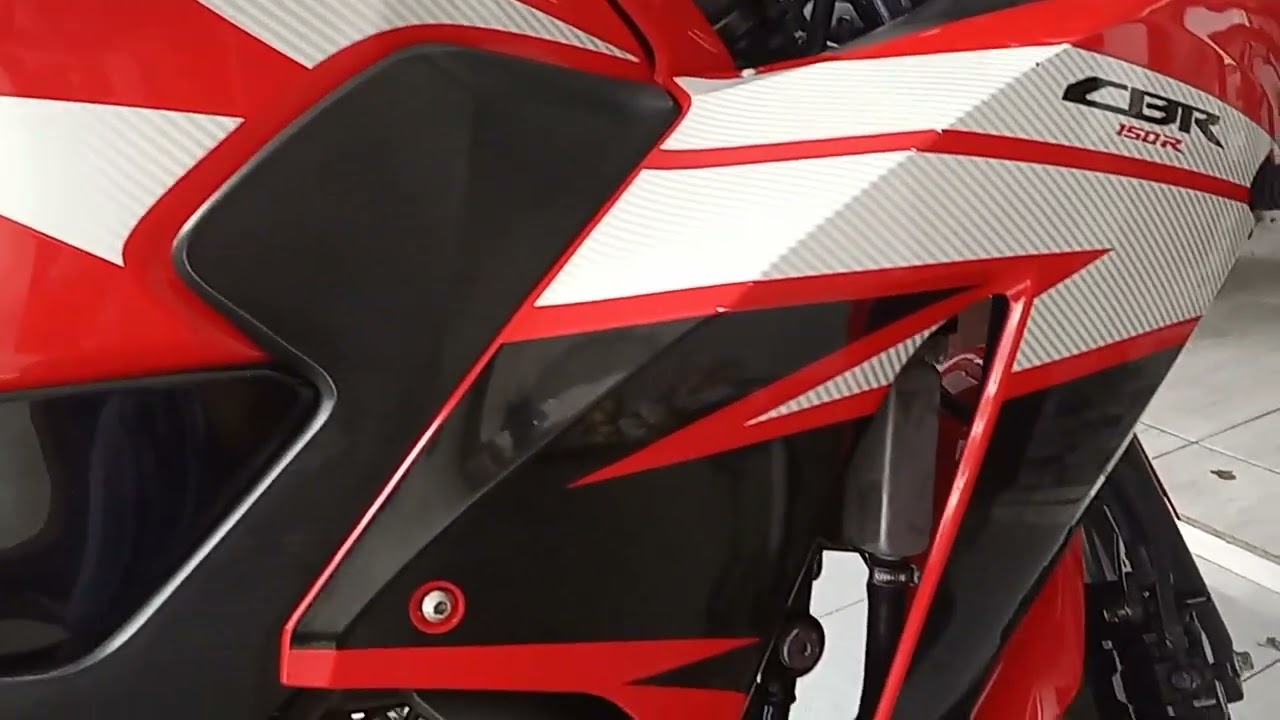 Ready Drumah Motor sport CBR 150 R OLD TAHUN 2016 Lengkap hidup plat Bondowoso!!???