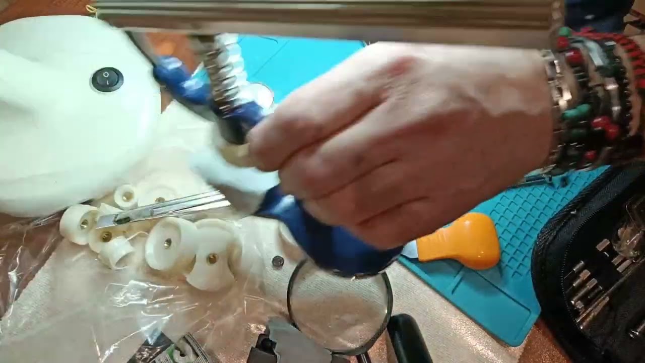 sostituzione batteria orologio e chiusura fondello con pressa