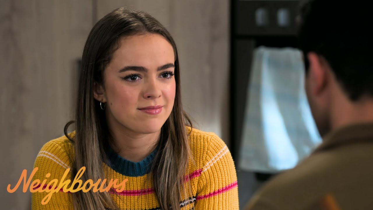 Holly Dumps Haz | Neighbours